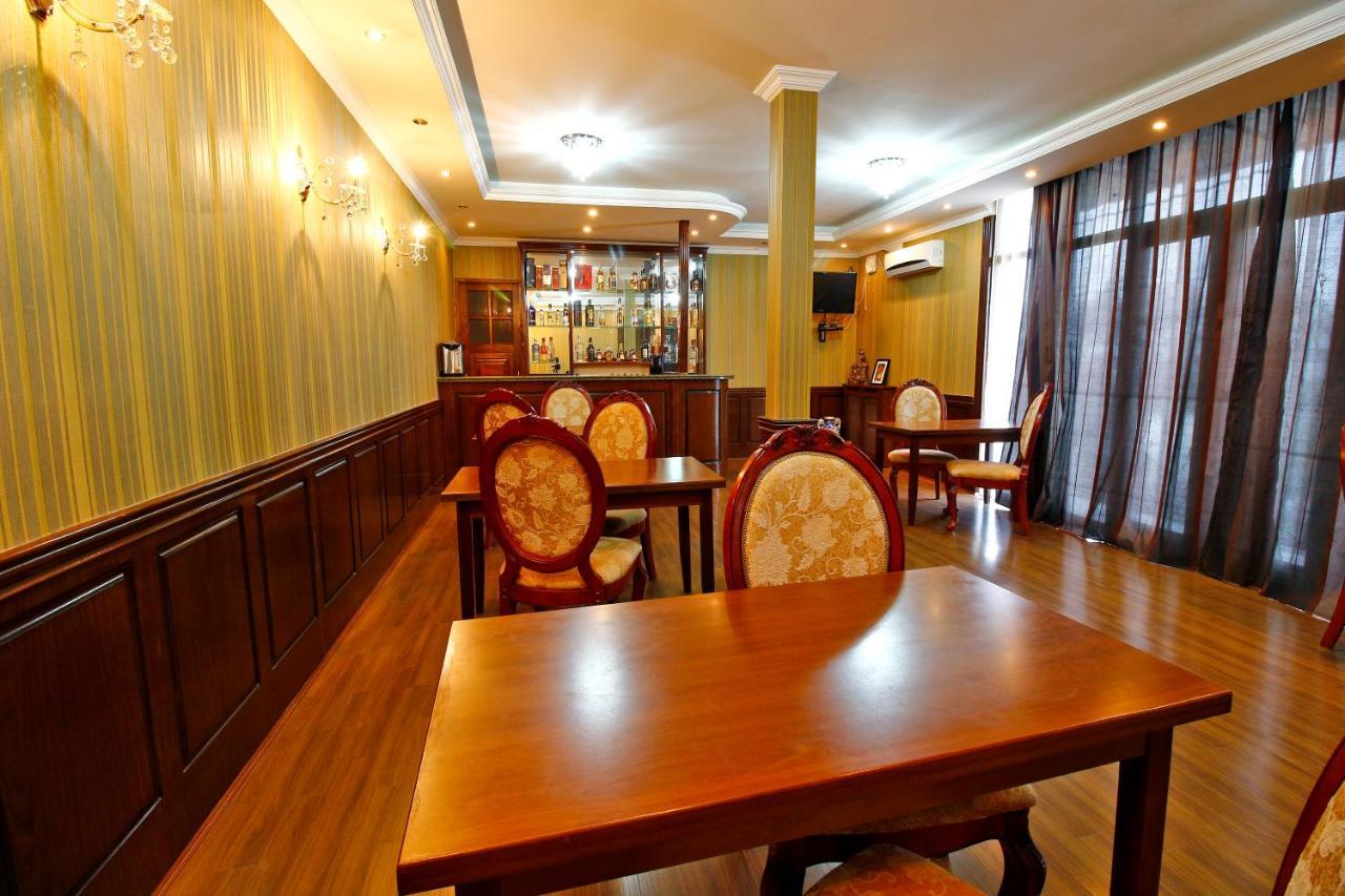 Sanata Hotel Tbilisi Exterior photo