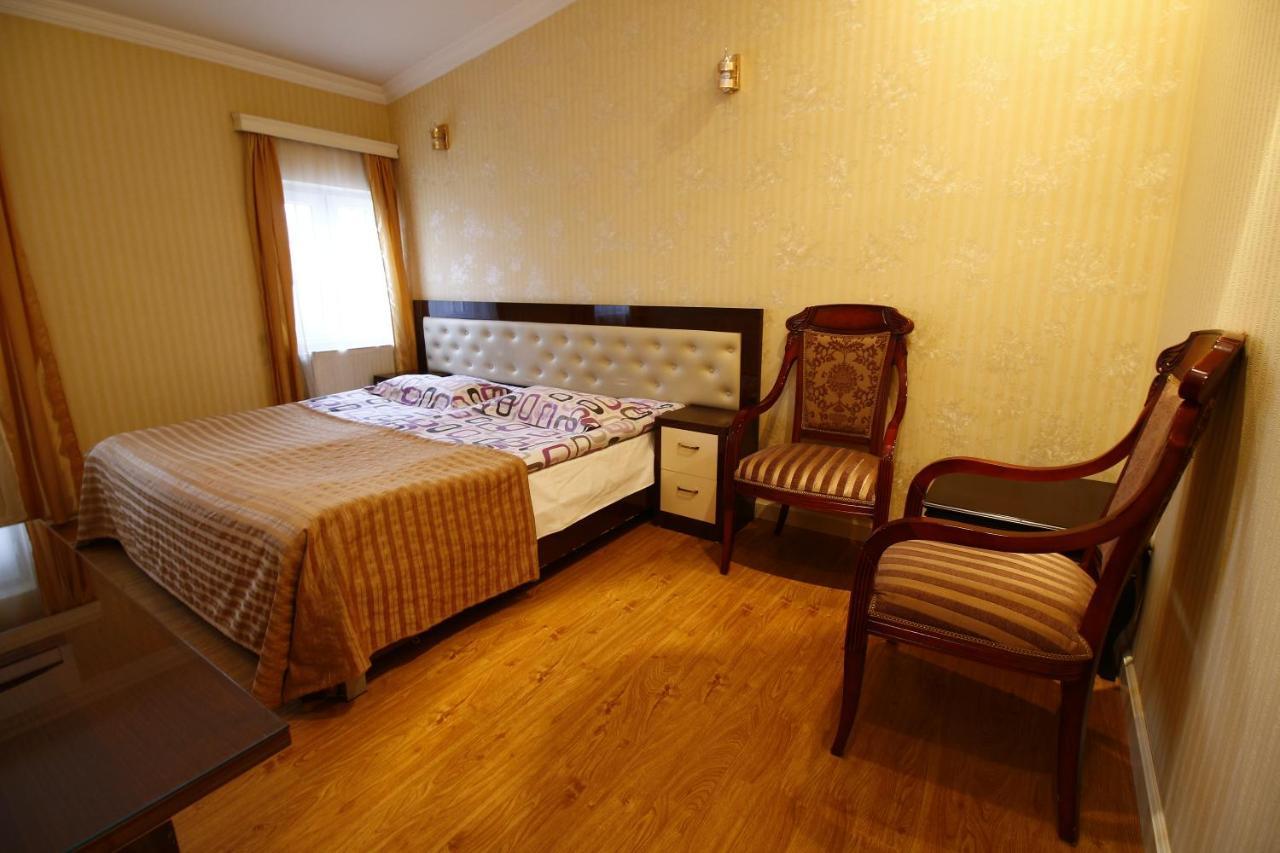 Sanata Hotel Tbilisi Exterior photo